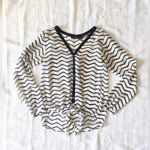 *THE LIMITED* Tie front blouse with black and white stripes